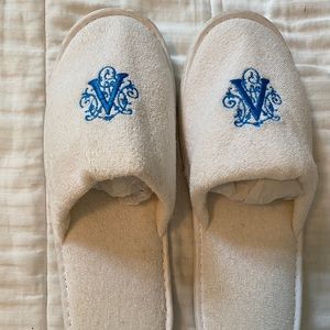 COPY - Slippers with Vanderbilt monogram